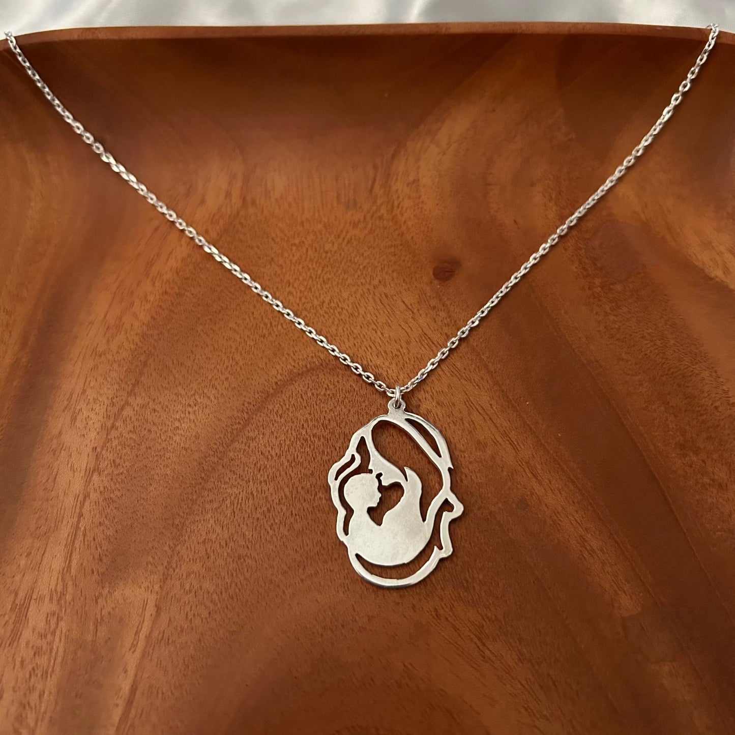 Mom and baby Necklace in 92.5 Sterling Silver
